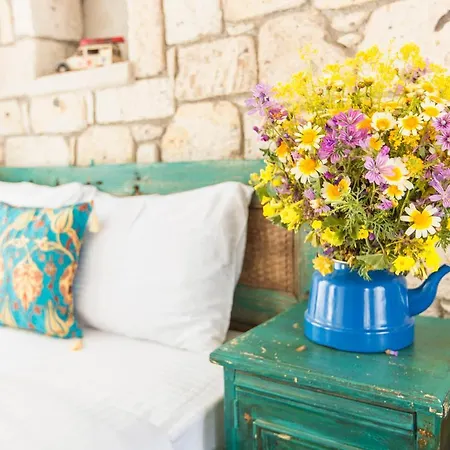 Mastik Koyici Hotel Cesme