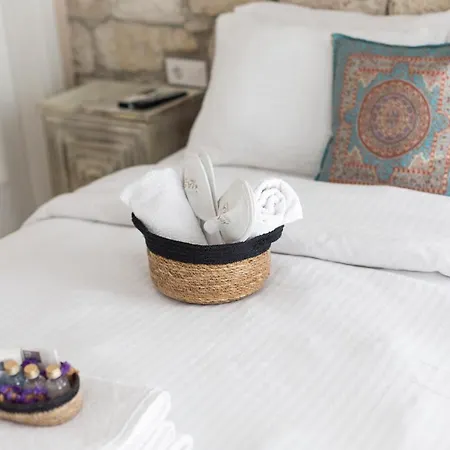 Mastik Koyici Hotel Çeşme